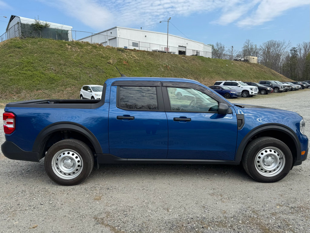 Used 2023 Ford Maverick XL image 9