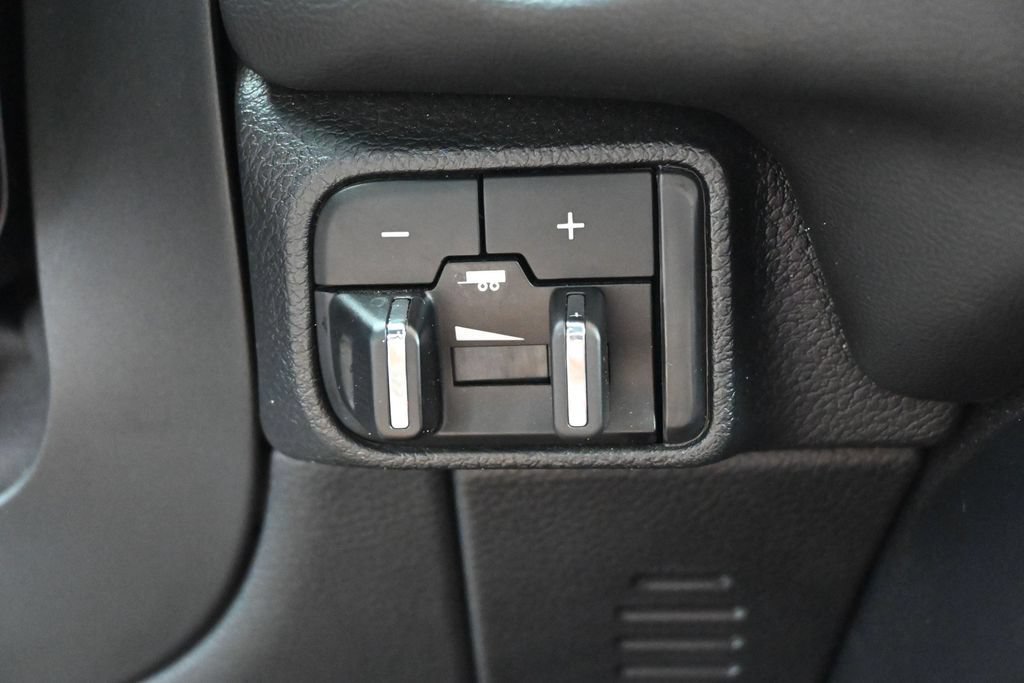 Used 2025 Dodge Durango GT AWD/4WD image 12