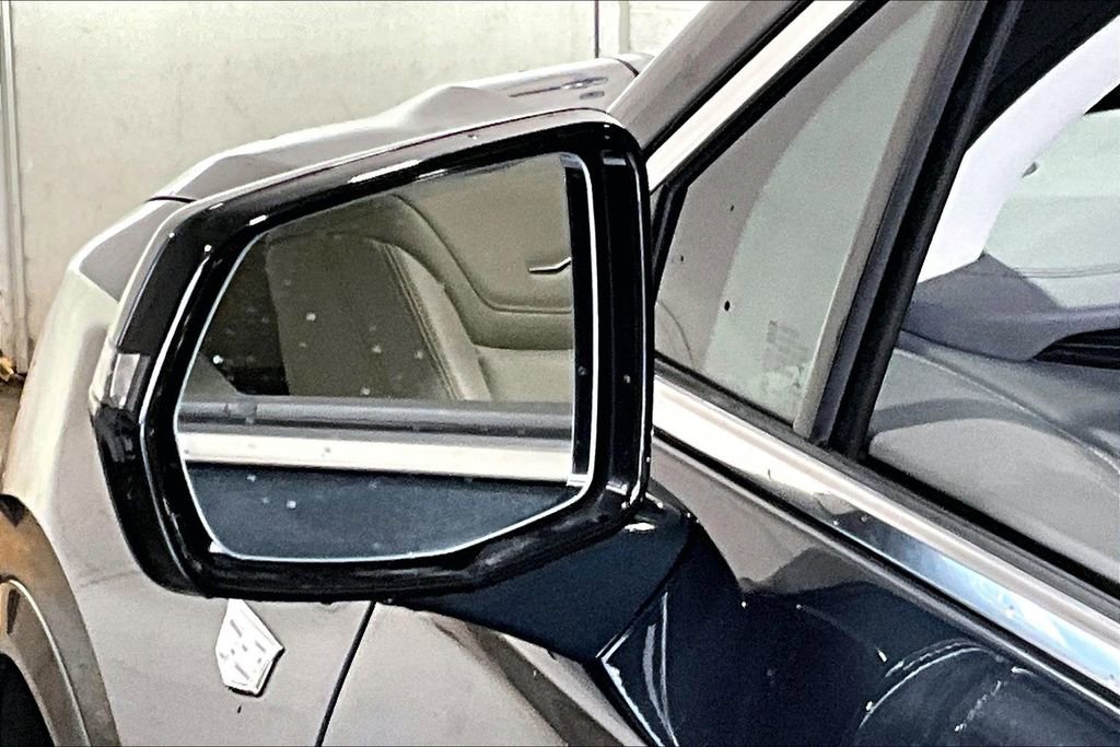 Used 2021 Cadillac XT6 Premium Luxury image 13