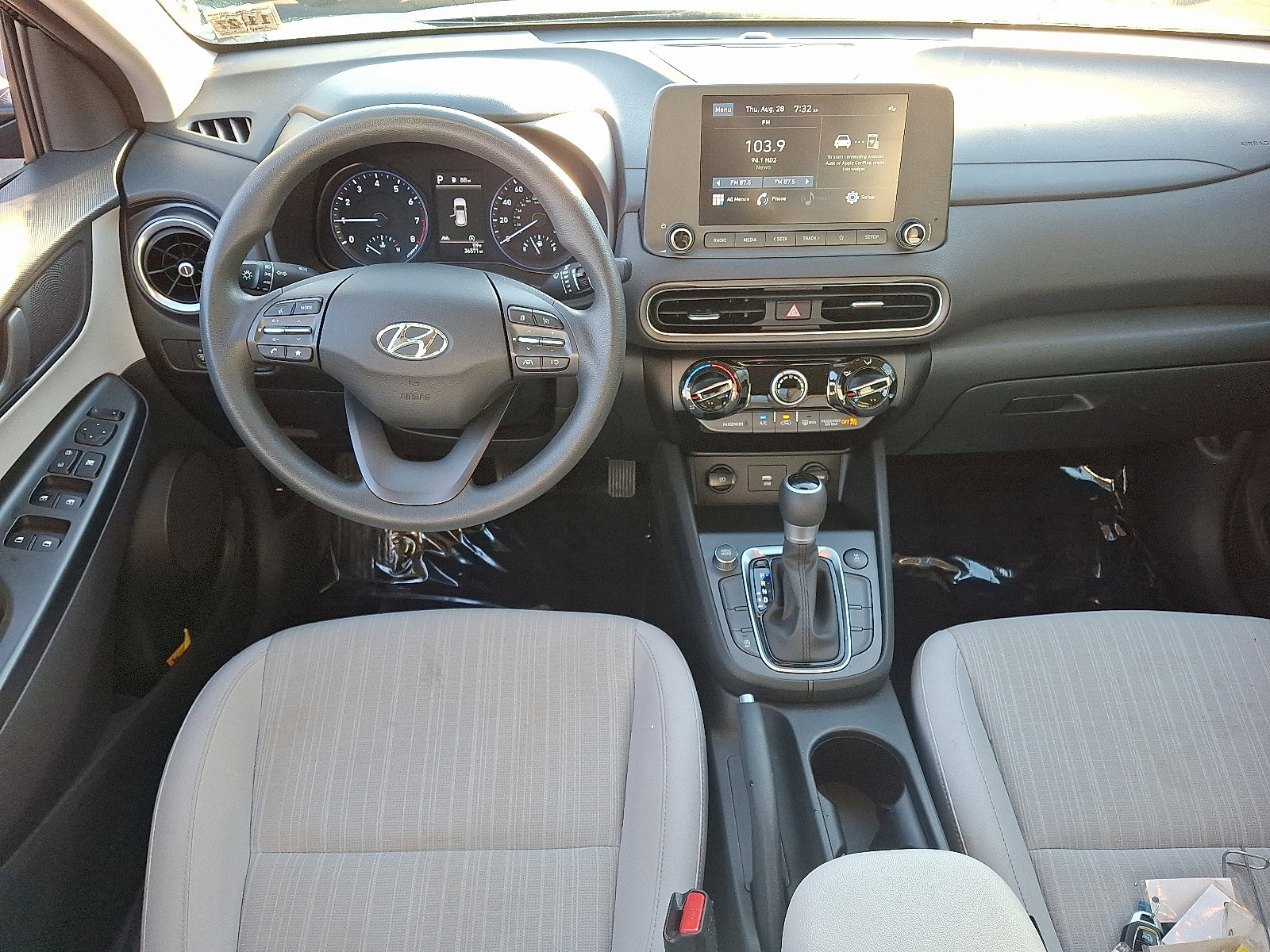 Used 2023 Hyundai Kona SEL w/ Cargo Package image 15