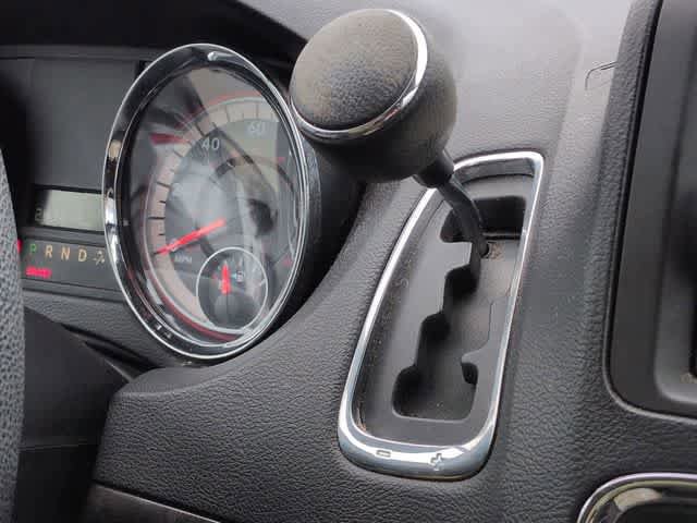 Used 2014 Dodge Grand Caravan SXT FWD image 28