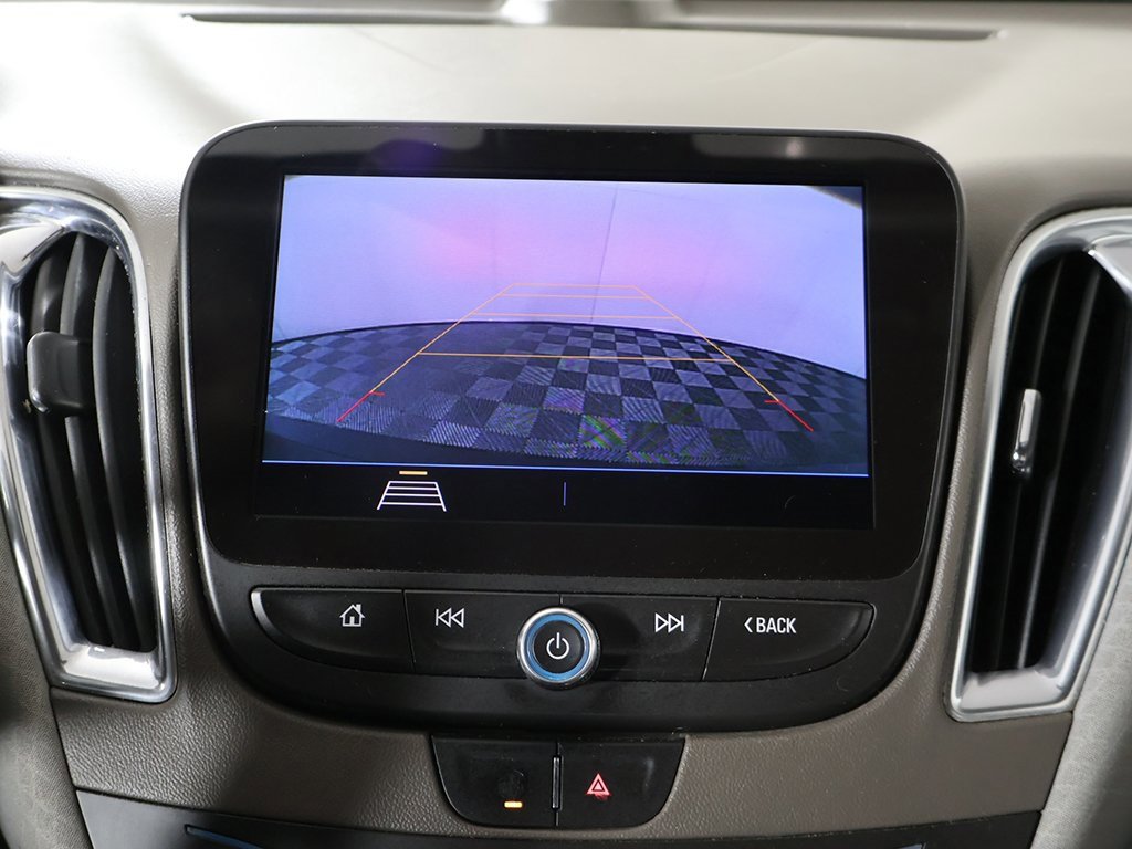 Used 2020 Chevrolet Malibu LT image 37