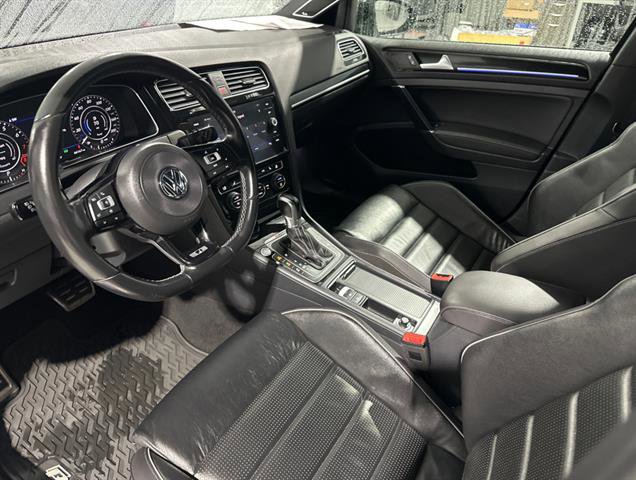 Used 2019 Volkswagen Golf R 4-Door image 15