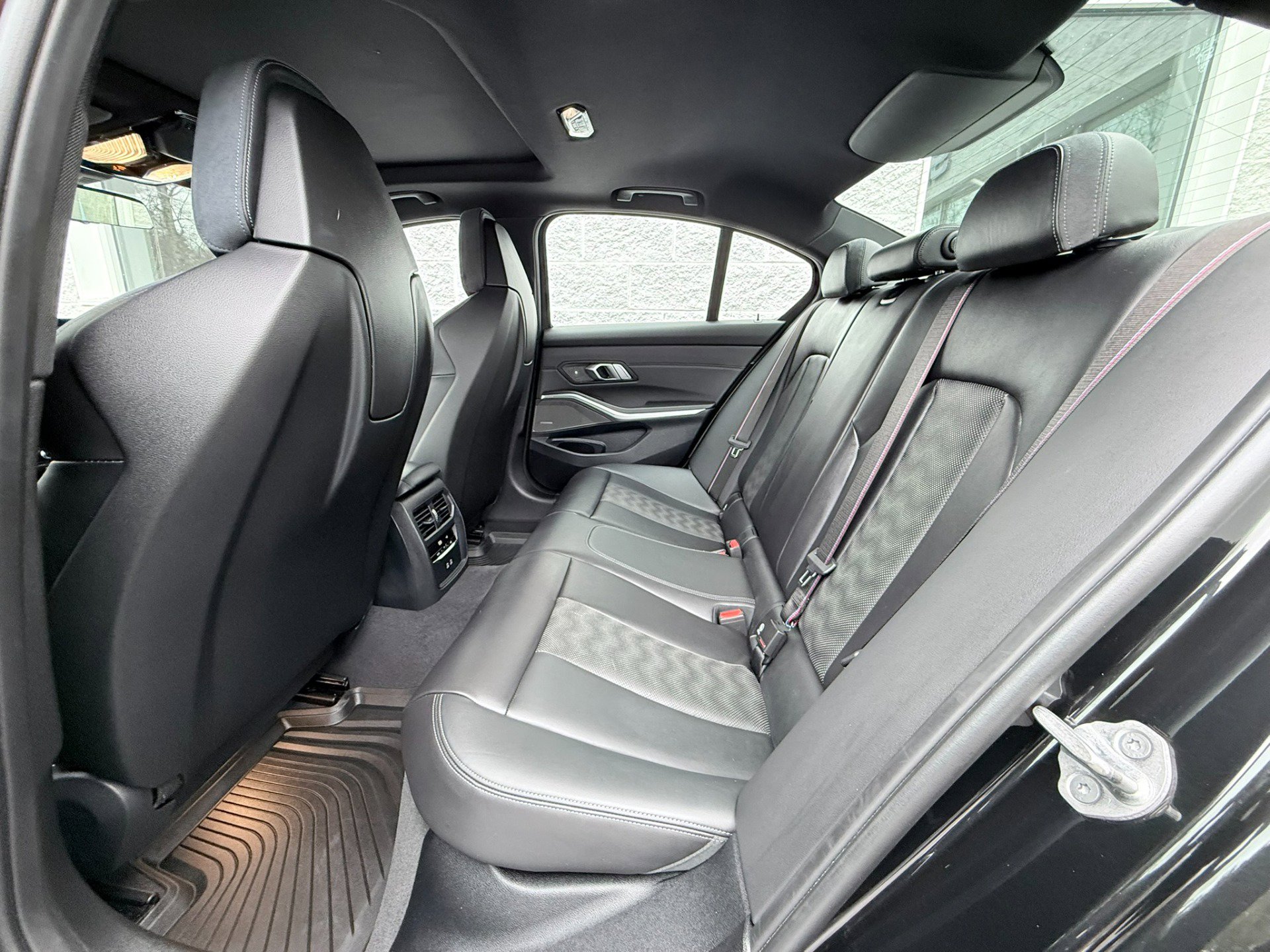 Used 2023 BMW M3 Competition image 26