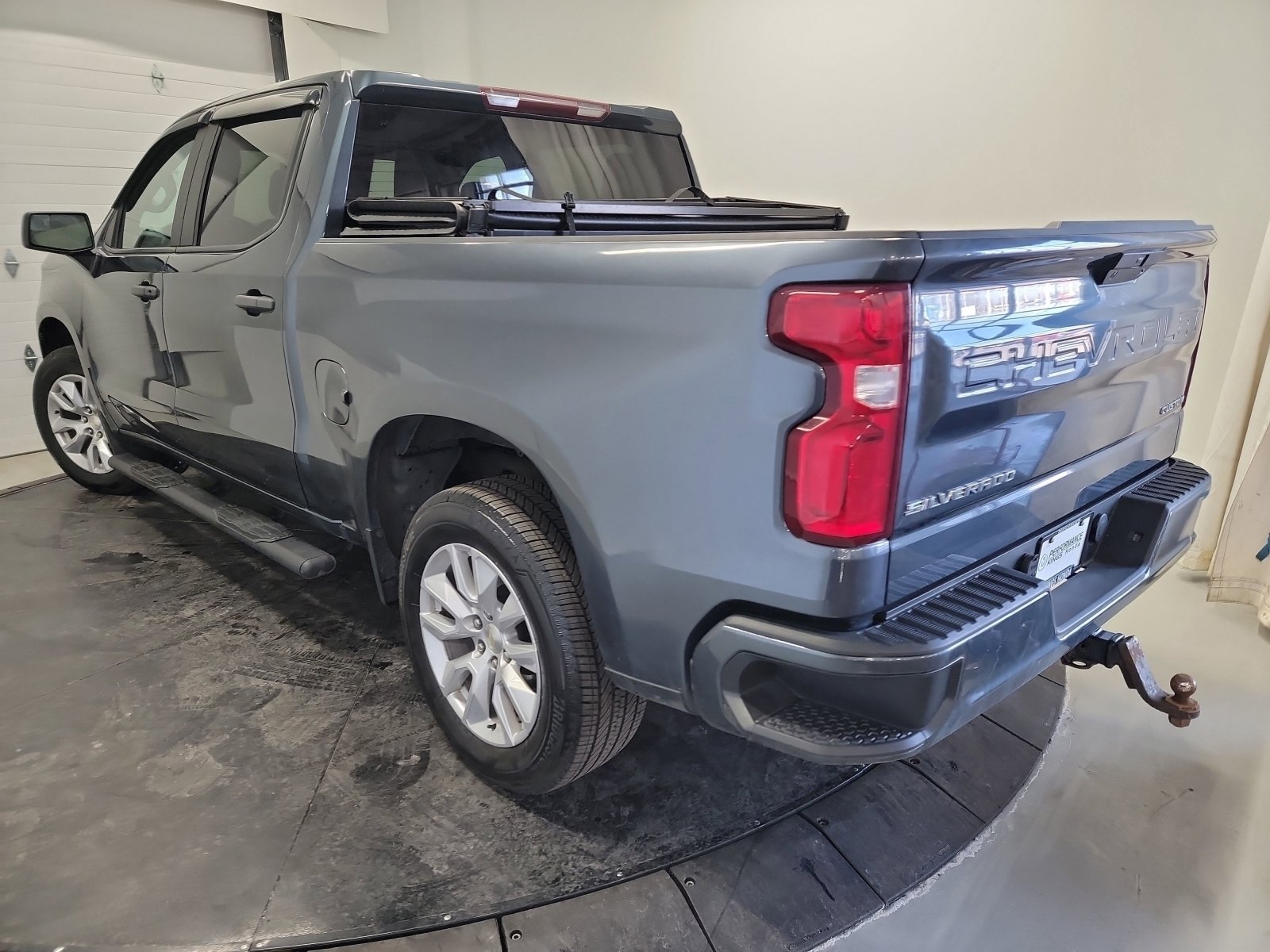 Used 2020 Chevrolet Silverado 1500 Custom w/ Custom Value Package image 6