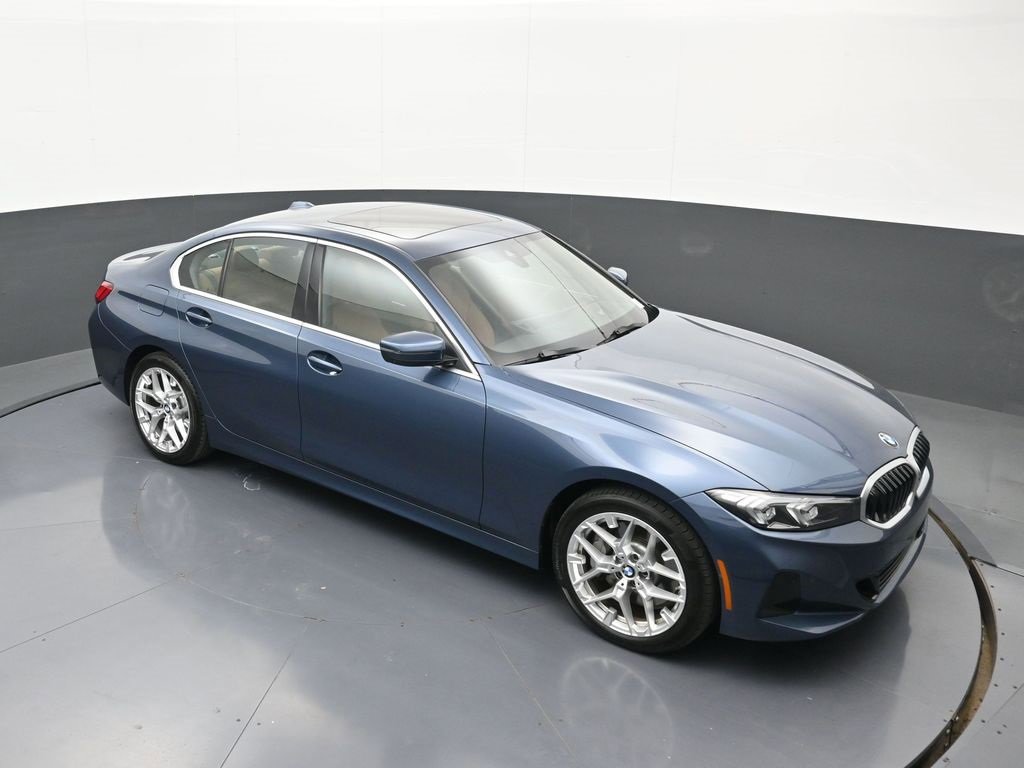 Used 2025 BMW 330i xDrive Sedan image 32