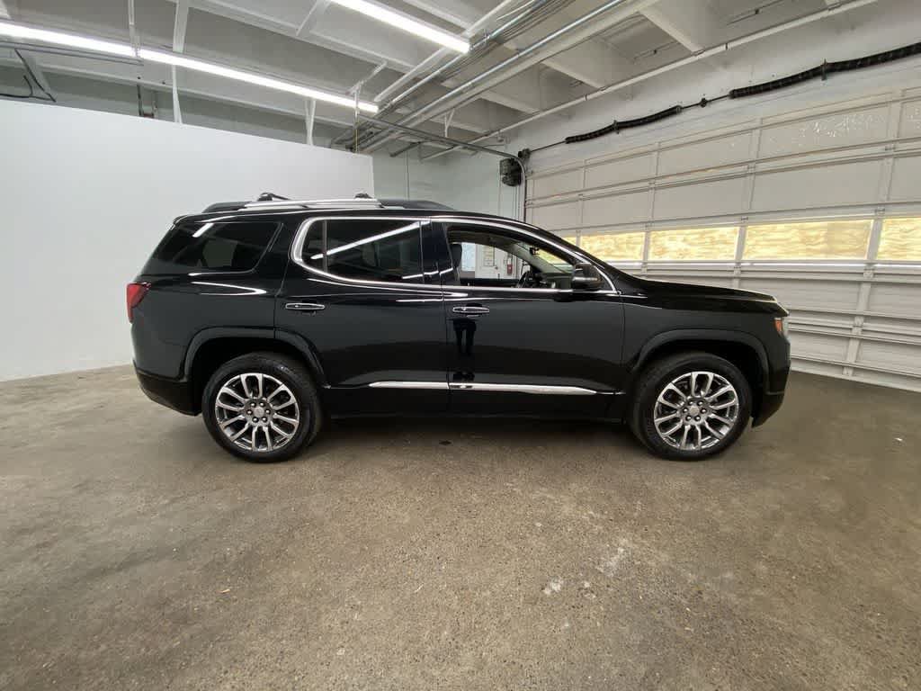 Used 2022 GMC Acadia Denali w/ Denali Ultimate Package AWD/4WD image 7