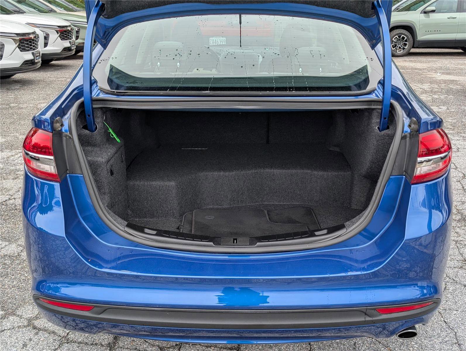 Used 2018 Ford Fusion S FWD image 14