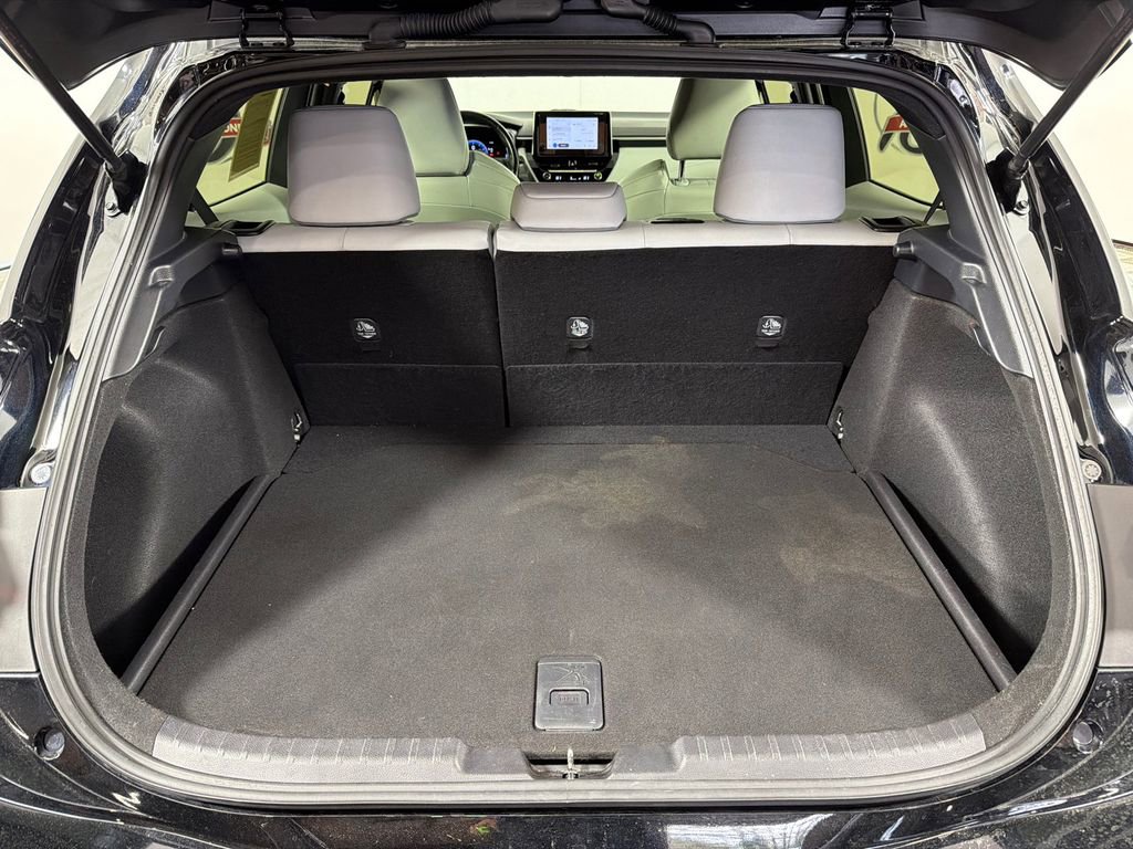Used 2025 Toyota Corolla XSE image 18