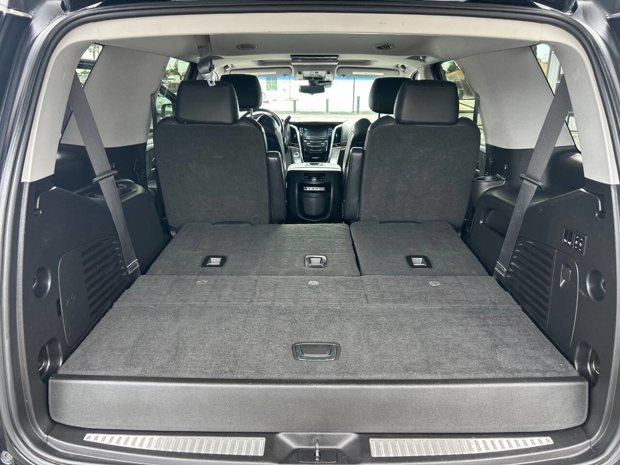 Used 2019 Cadillac Escalade Premium Luxury image 23