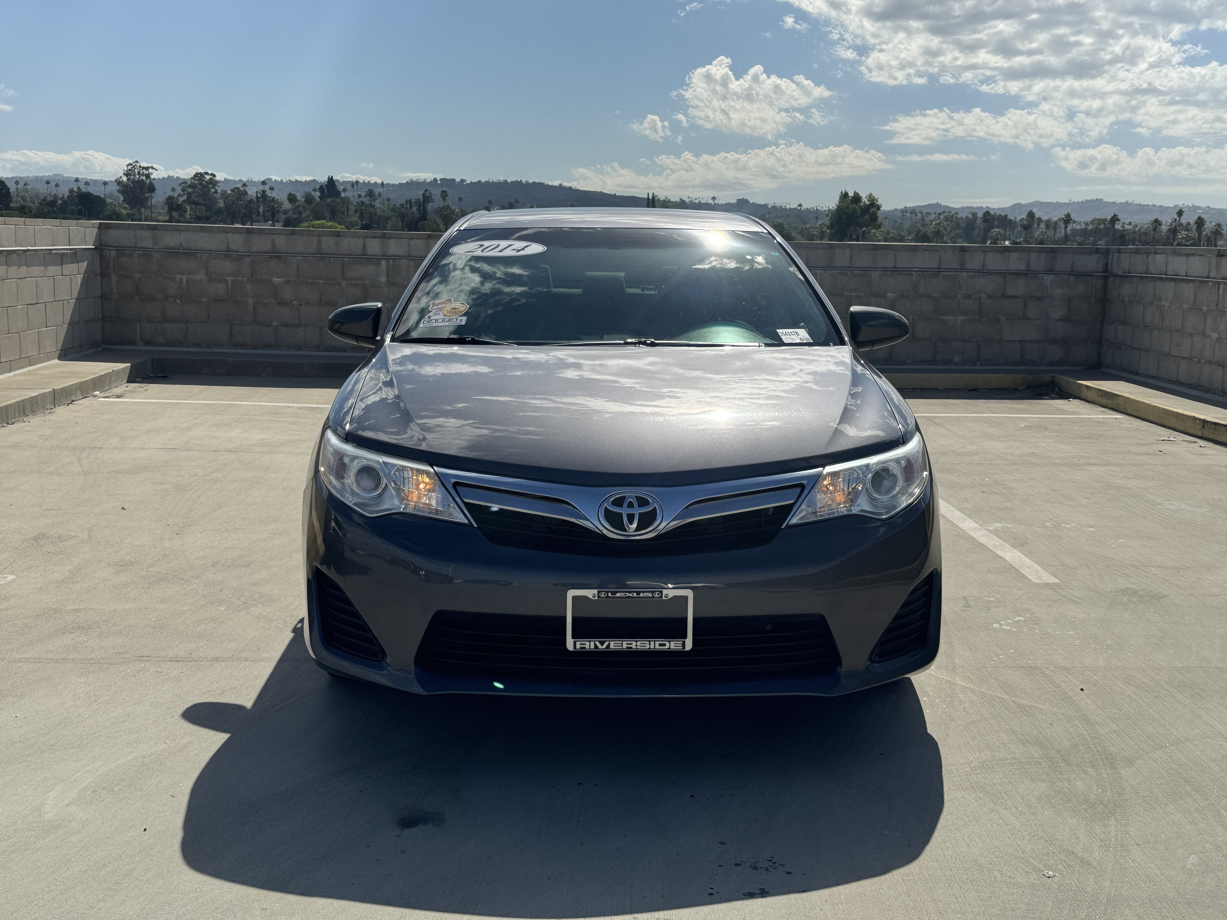 Used 2014 Toyota Camry LE FWD image 3