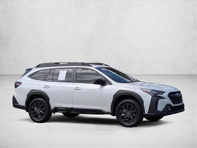 Used 2025 Subaru Outback Onyx Edition image 3
