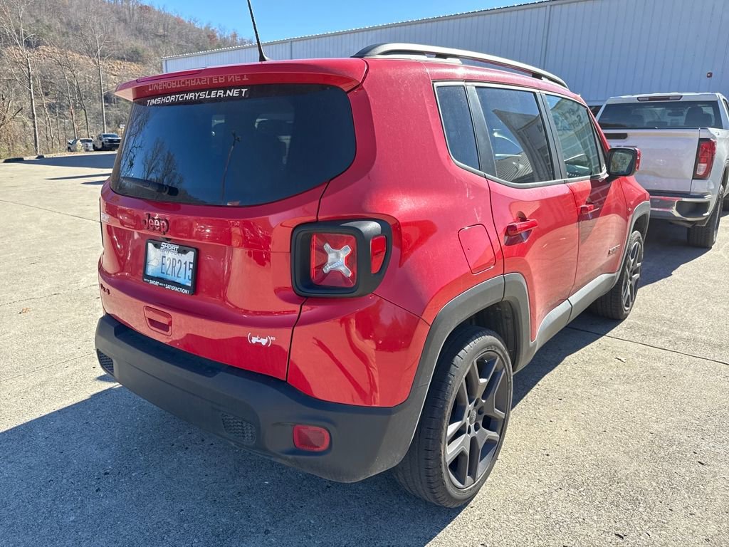 Used 2022 Jeep Renegade Latitude image 4