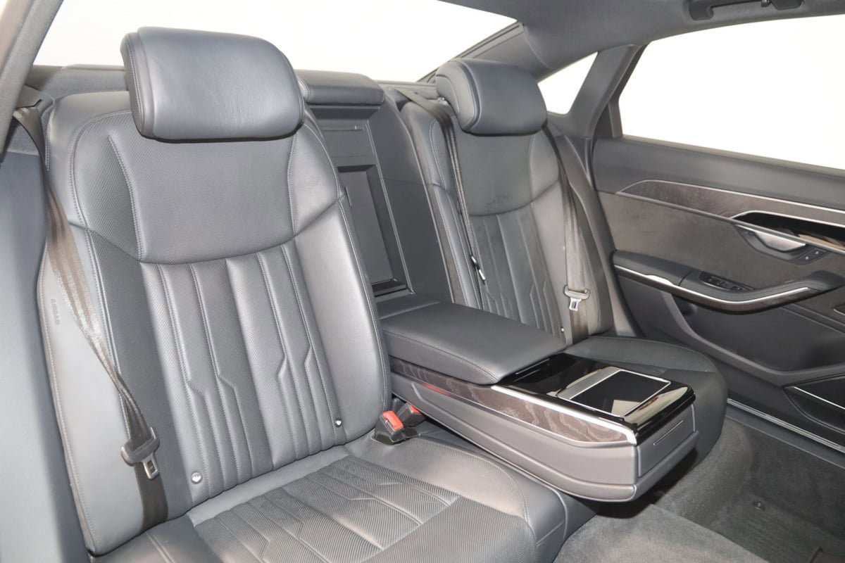 Used 2021 Audi A8 L 4.0T w/ Executive Plus Package AWD/4WD image 16