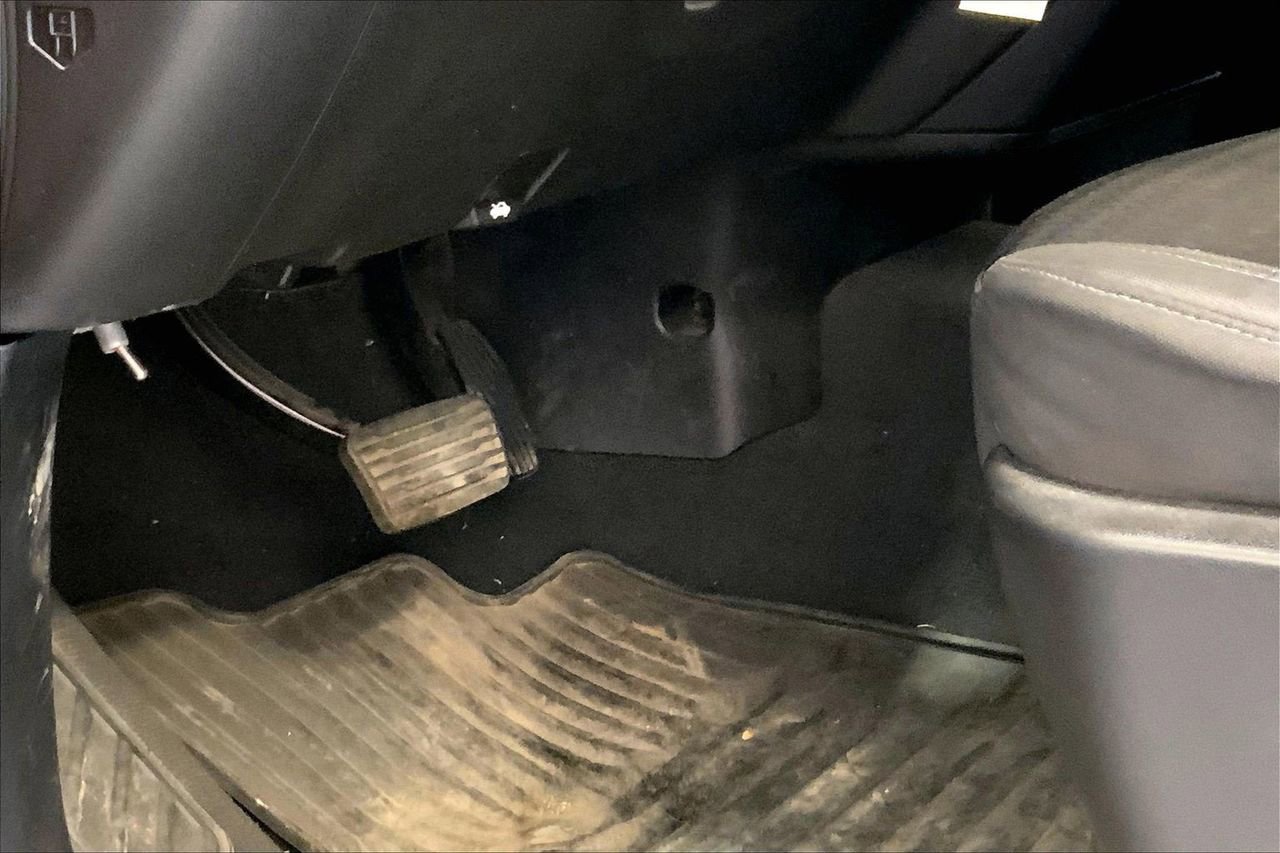 Used 2023 Chevrolet Silverado 2500 LT image 22