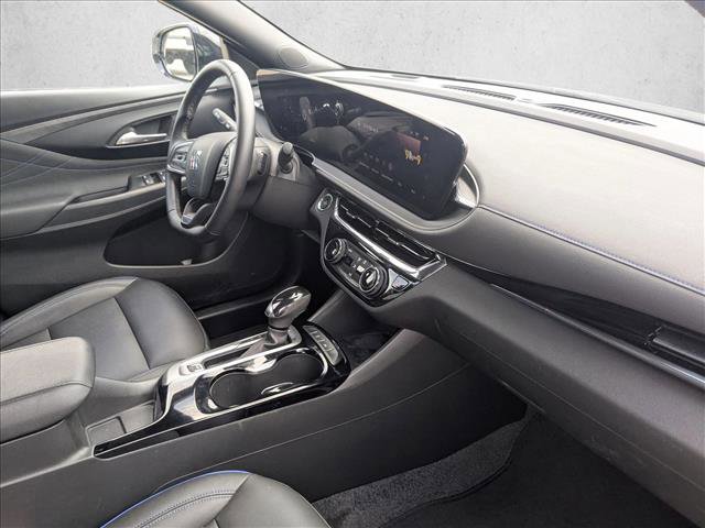 Used 2025 Buick Envista Sport Touring FWD image 19