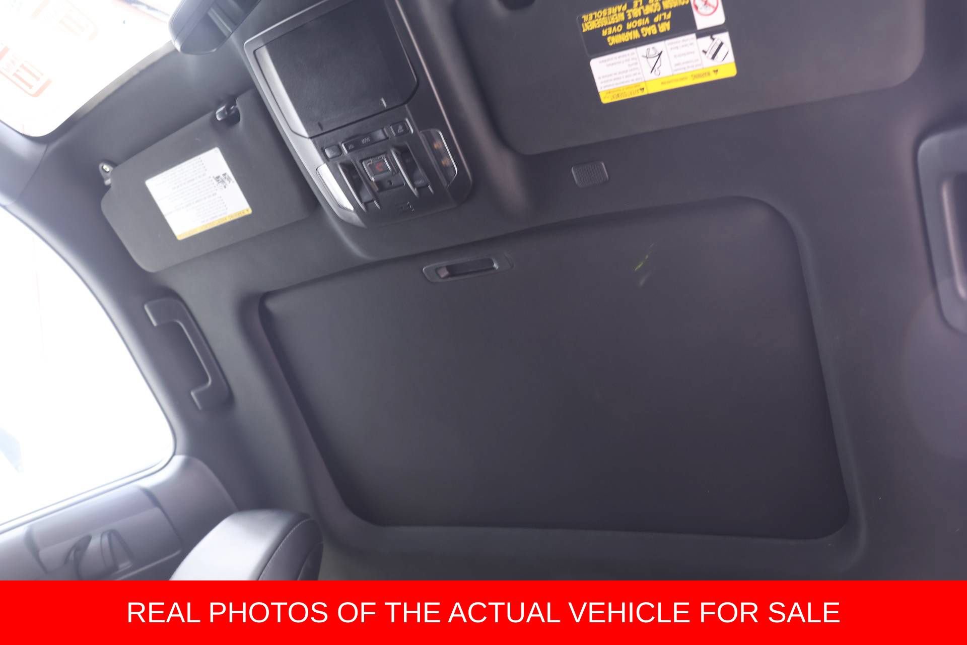 Used 2022 Toyota Highlander XSE FWD image 16