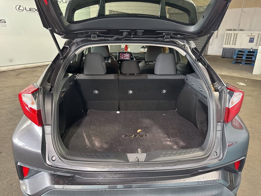 Used 2021 Toyota C-HR LE image 19