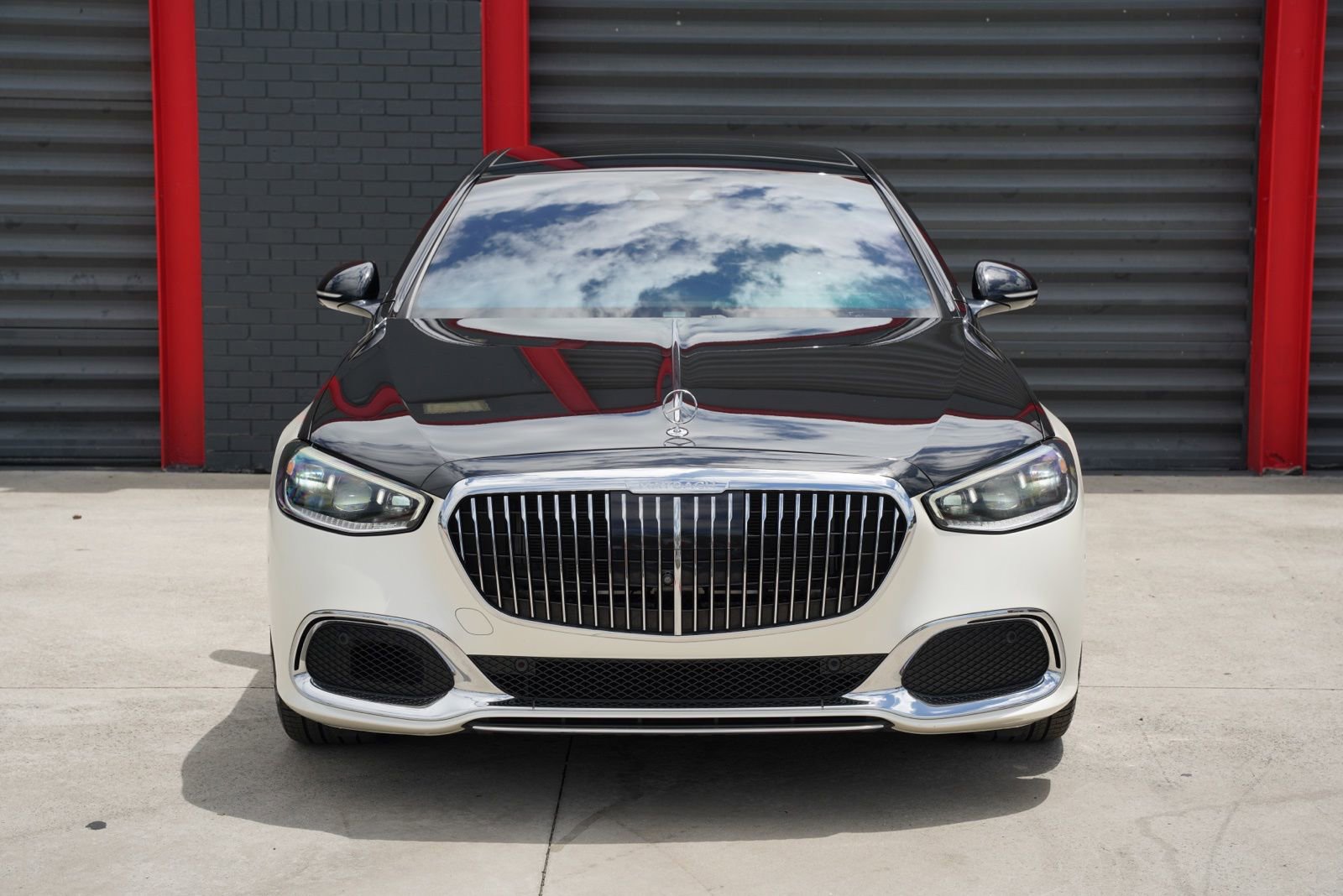 Used 2021 Mercedes-Benz Maybach S 580 4MATIC image 2