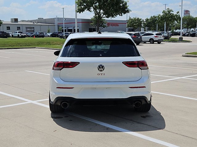 Used 2026 Volkswagen Golf SE FWD image 6
