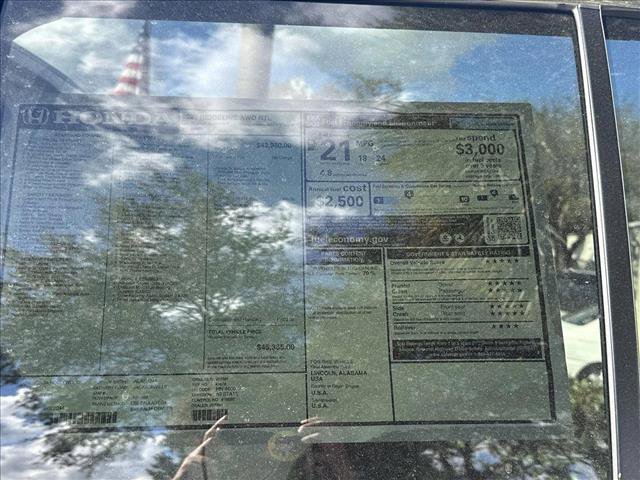 New 2025 Honda Ridgeline RTL image 18