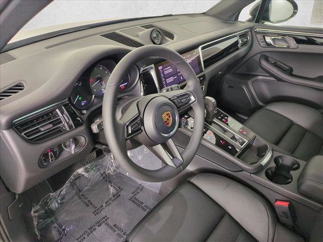 New 2026 Porsche Macan S image 4