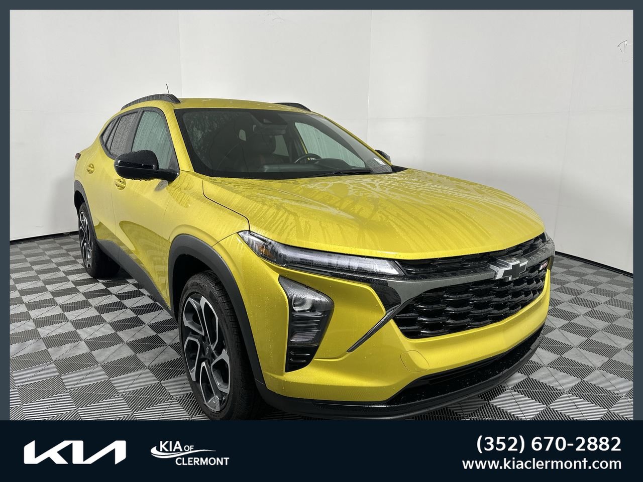 Used 2025 Chevrolet Trax RS w/ Driver Confidence Package