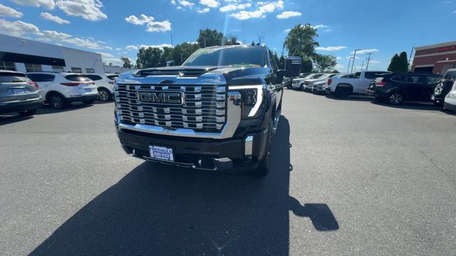 Certified 2025 GMC Sierra 2500 Denali w/ Denali Reserve Package AWD/4WD image 3