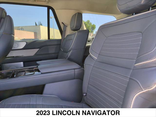 Used 2023 Lincoln Navigator Black Label AWD/4WD image 24
