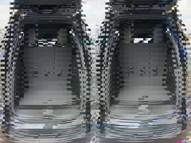 New 2026 Chevrolet Tahoe LT w/ Comfort Package image 16