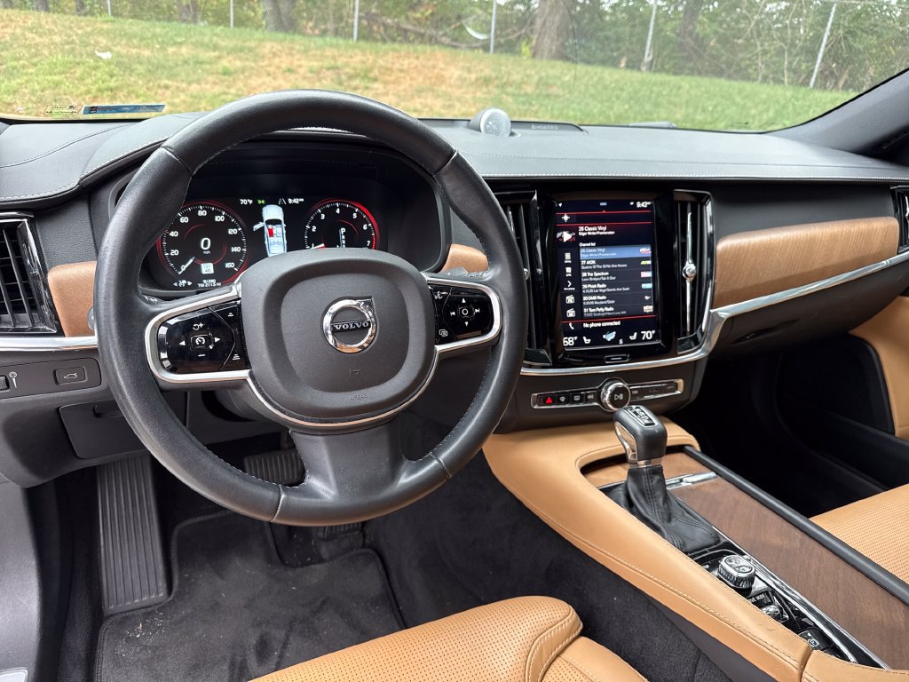 Used 2017 Volvo S90 T6 Inscription w/ Vision Package AWD/4WD image 23