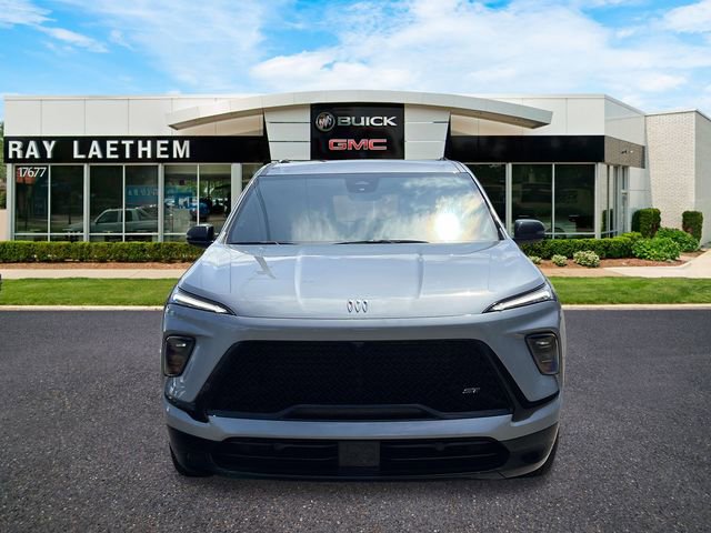 Used 2026 Buick Enclave Sport Touring w/ Power Package FWD image 6