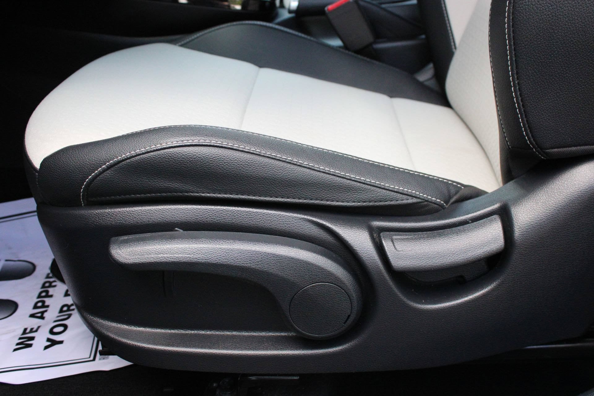 Used 2023 Kia Soul GT-Line FWD image 13