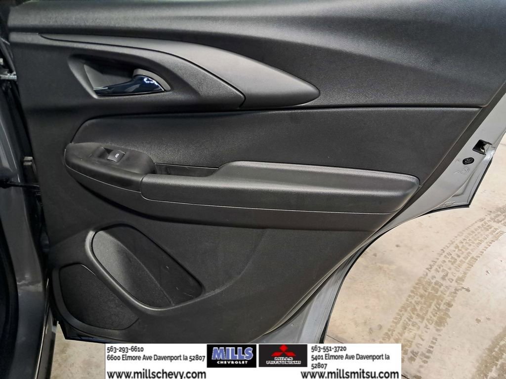 Used 2023 Chevrolet TrailBlazer LT image 14