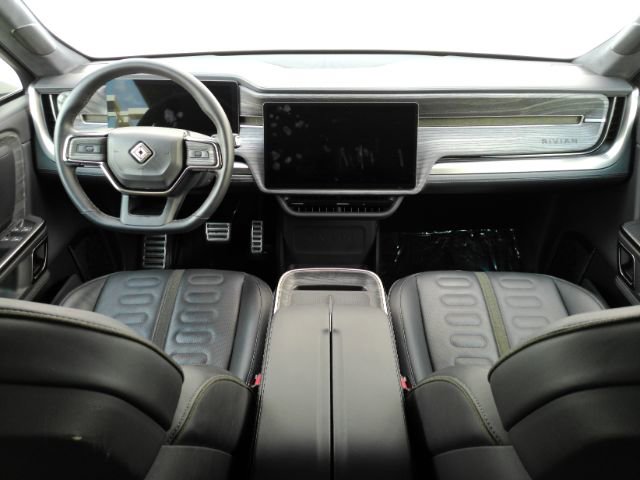 Used 2022 Rivian R1T Adventure AWD/4WD image 2