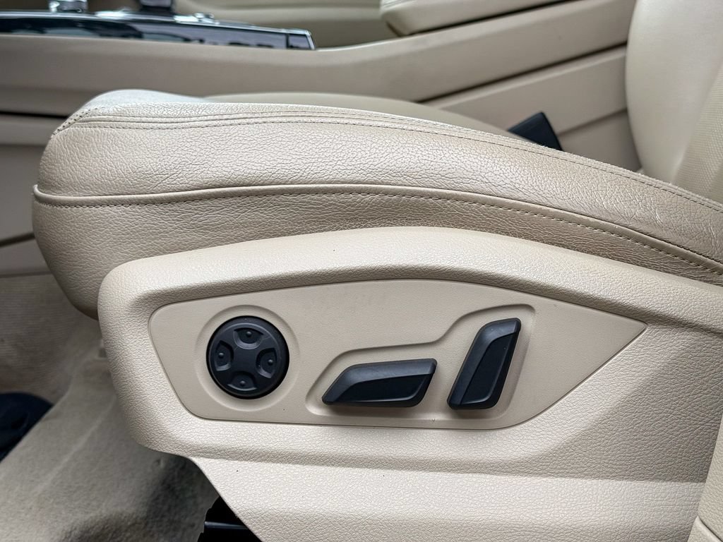 Used 2019 Audi Q7 3.0T Premium Plus w/ Premium Plus Package AWD/4WD image 21