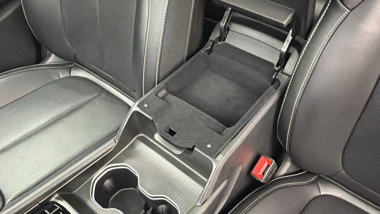 Used 2024 Jeep Grand Cherokee Limited 4xe w/ Luxury Tech Group II AWD/4WD image 23