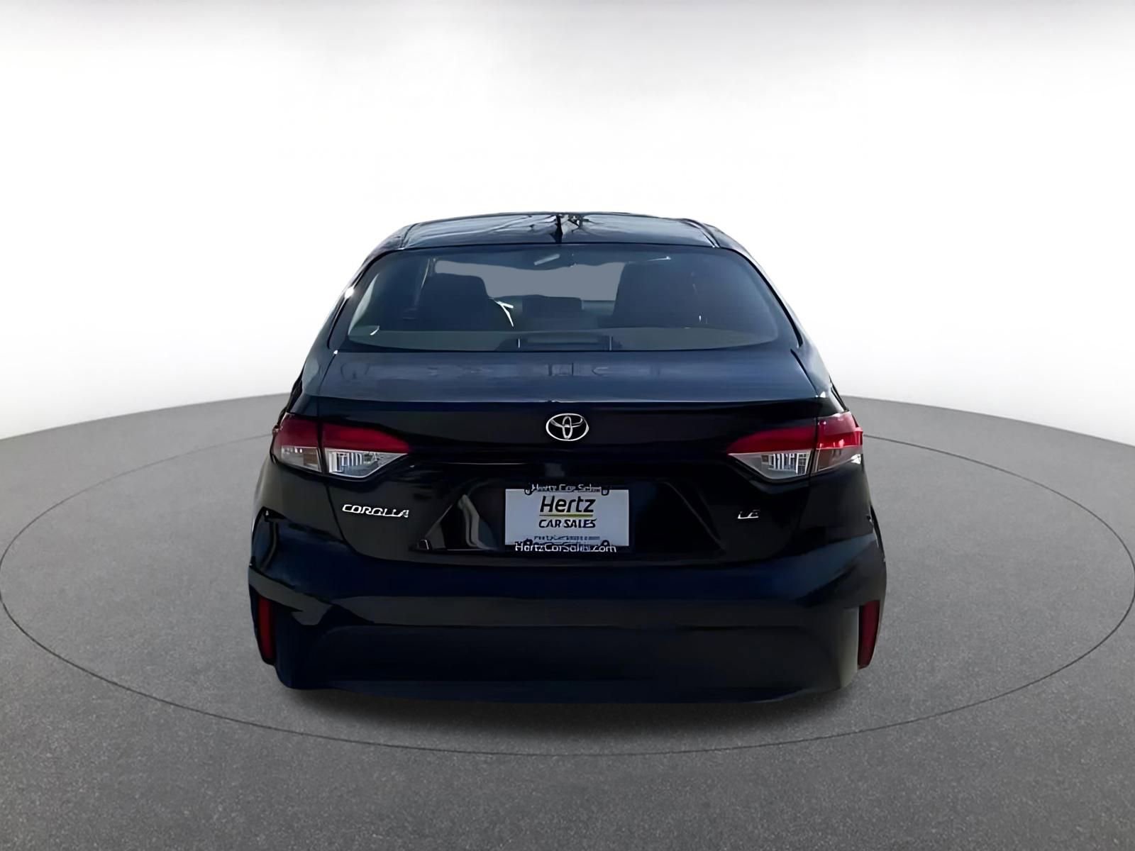 Used 2025 Toyota Corolla LE image 11