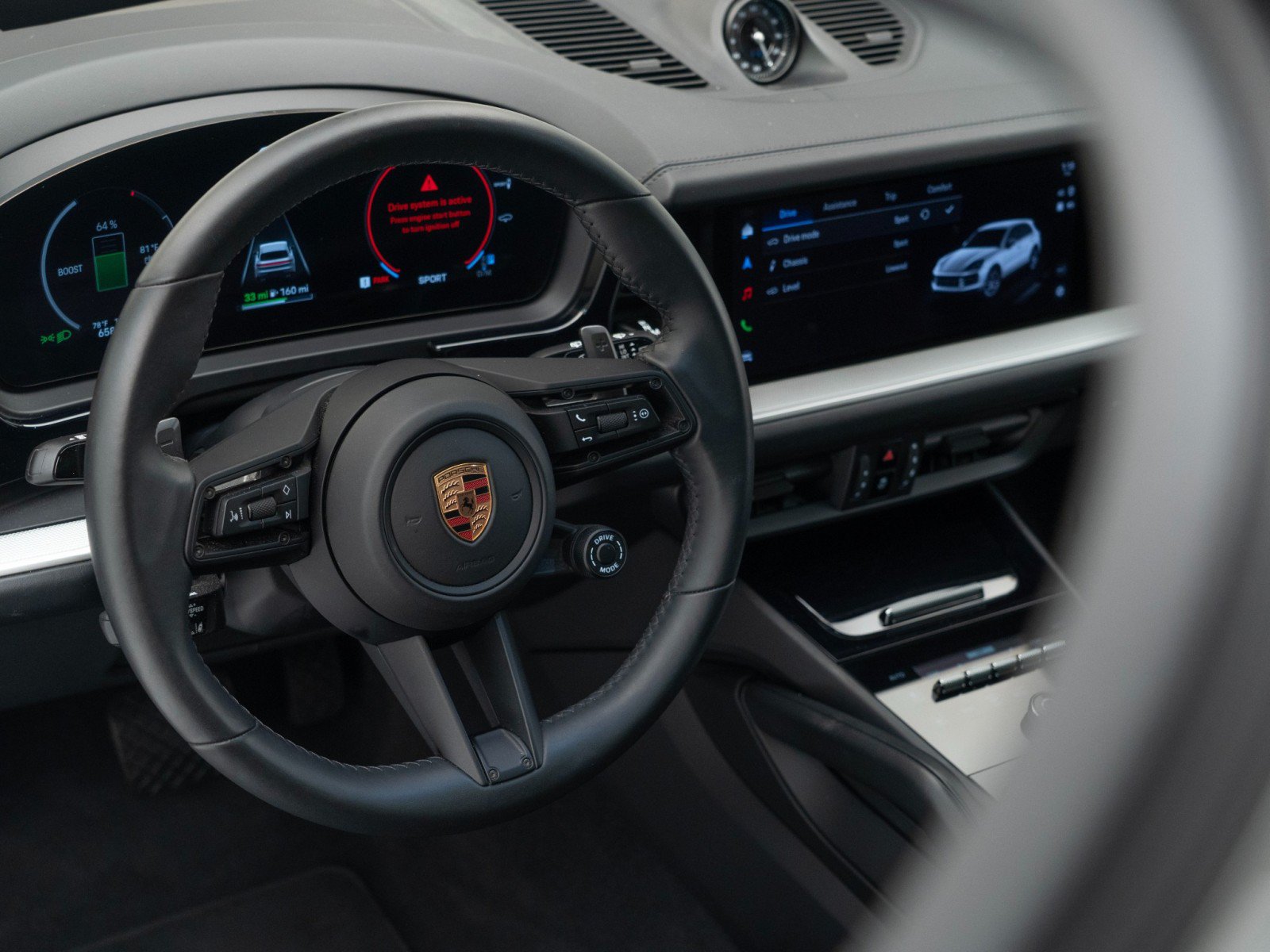 Certified 2025 Porsche Cayenne GTS AWD/4WD image 20