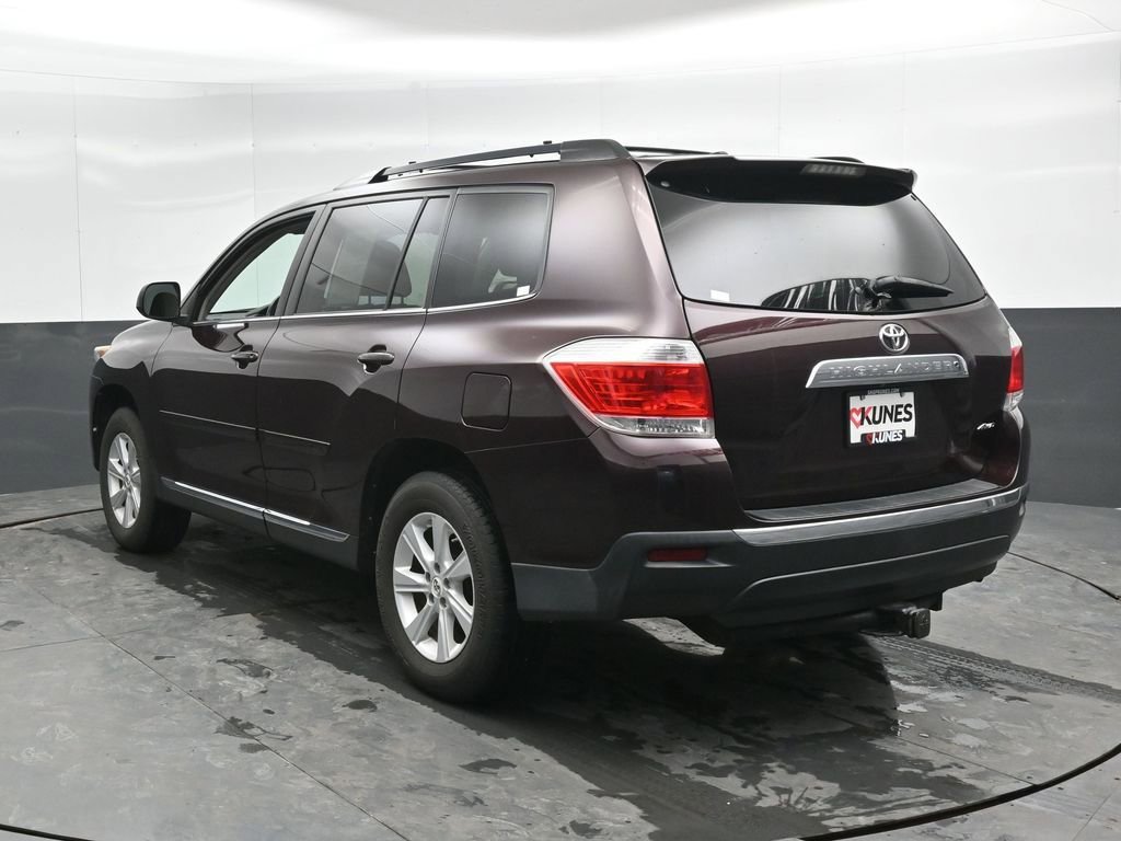 Used 2011 Toyota Highlander 4WD w/ Tech Pkg image 9