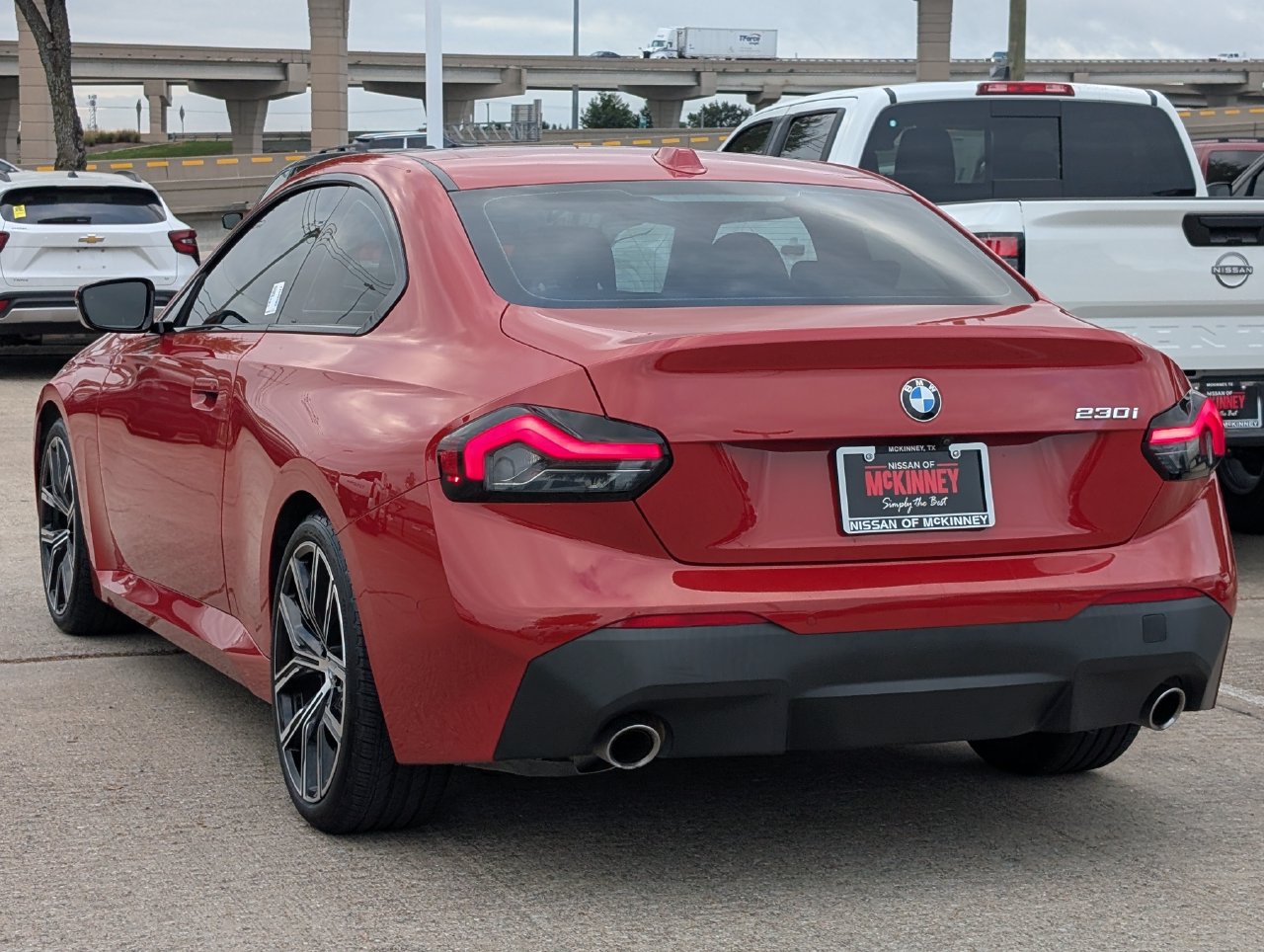 Used 2024 BMW 230i Coupe w/ Premium Package RWD image 4