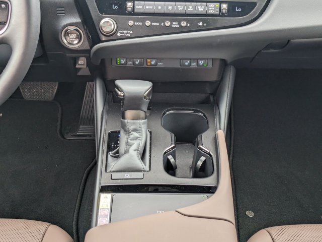 Used 2025 Lexus ES 350 w/ Premium Package FWD image 19