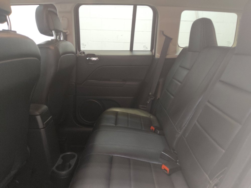 Used 2017 Jeep Patriot High Altitude AWD/4WD image 18