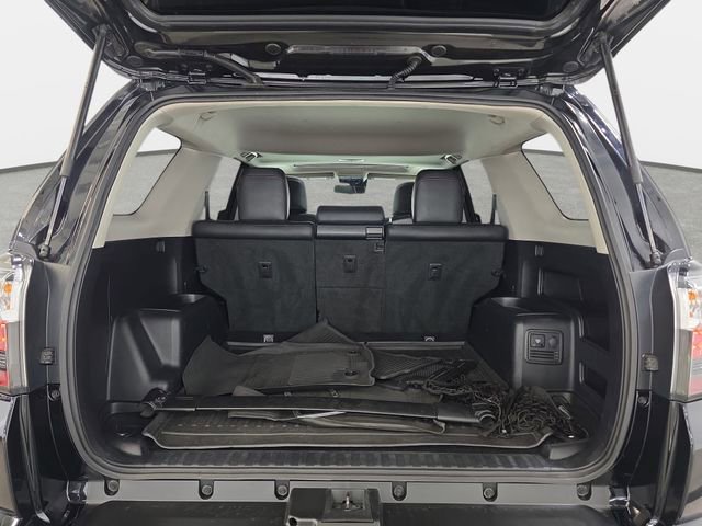 Used 2021 Toyota 4Runner Venture w/ Moonroof Package image 34