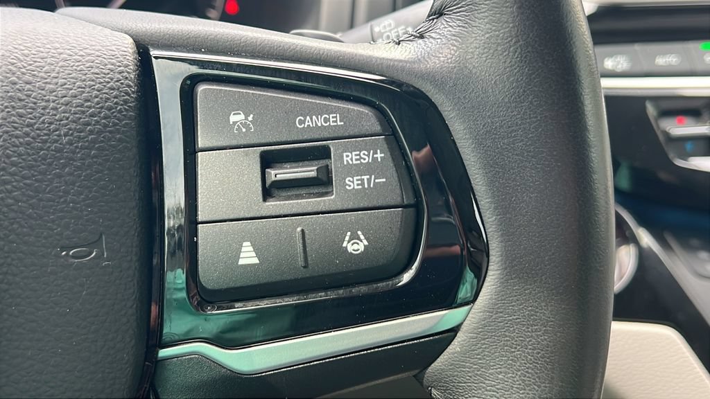 Used 2025 Honda Odyssey Touring image 22