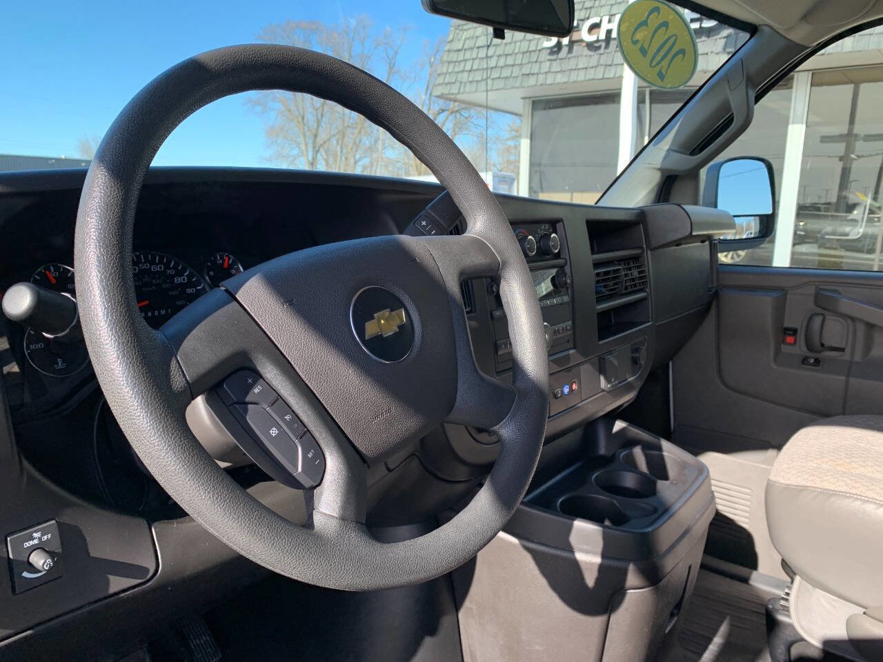 Used 2023 Chevrolet Express 3500 LS RWD image 8