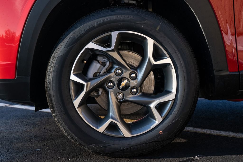 New 2026 Chevrolet Trax LT image 8