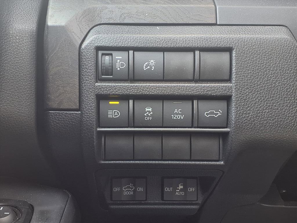 Certified 2025 Toyota Tacoma Limited image 14