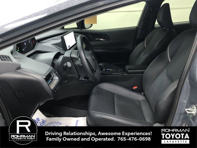 Used 2024 Toyota Prius XLE AWD/4WD image 11