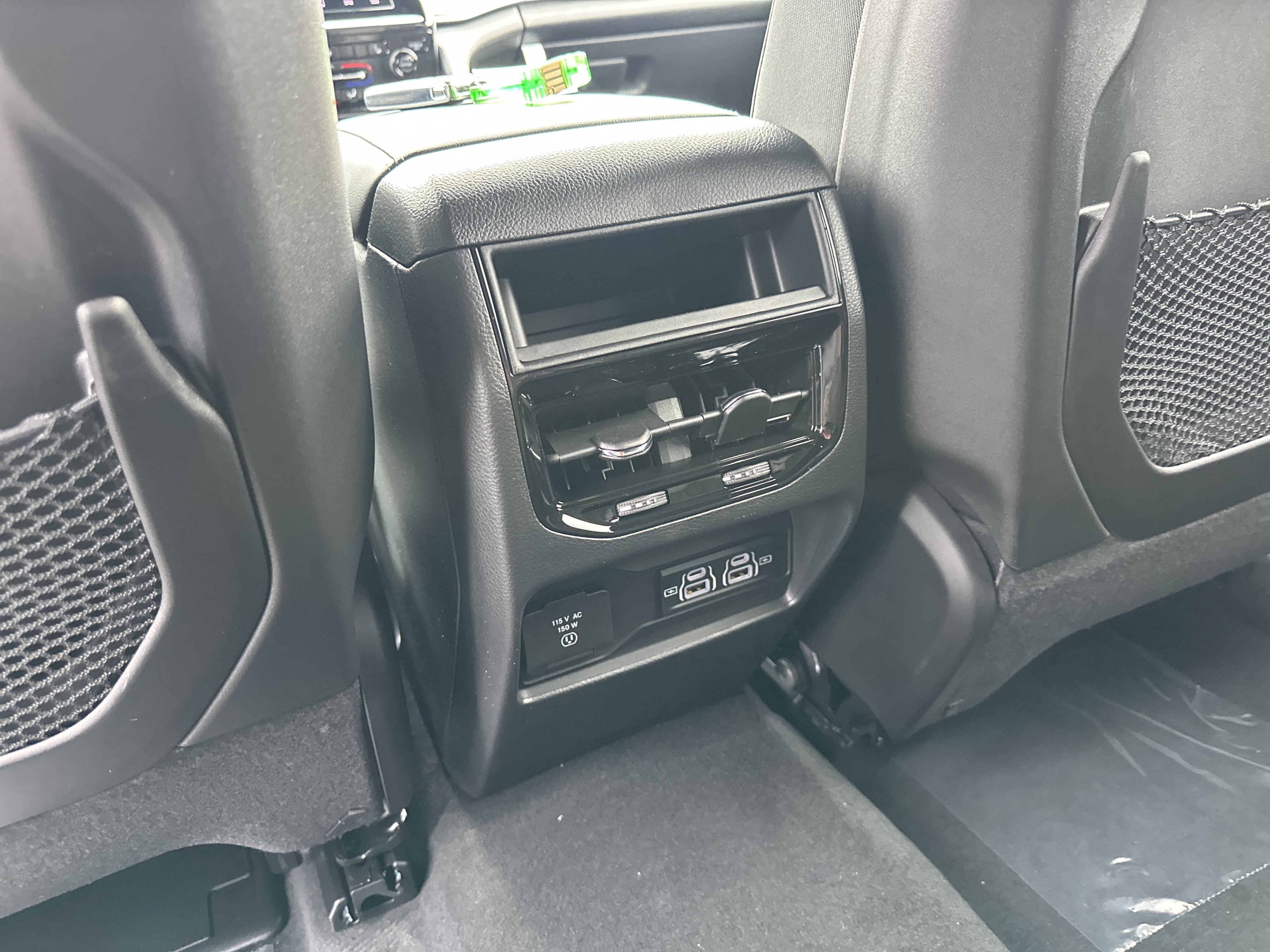 New 2025 Jeep Grand Cherokee Altitude image 30